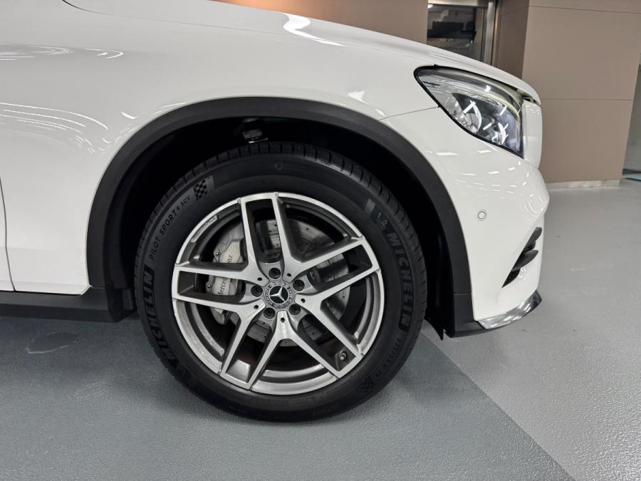 GLC300 Coupe AMG Edition 4Matic - Image 3
